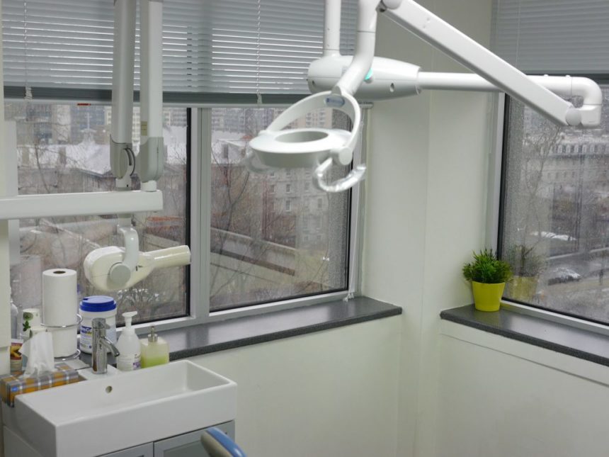What to Expect During Dental Implant Treatment What to Expect During Dental Implant Treatment