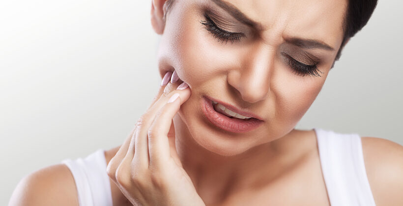 What is TMJ (Jaw pain), and 5 Ways To Manage It