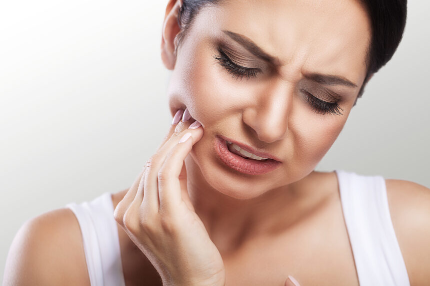 What is TMJ (Jaw pain), and 5 Ways To Manage It