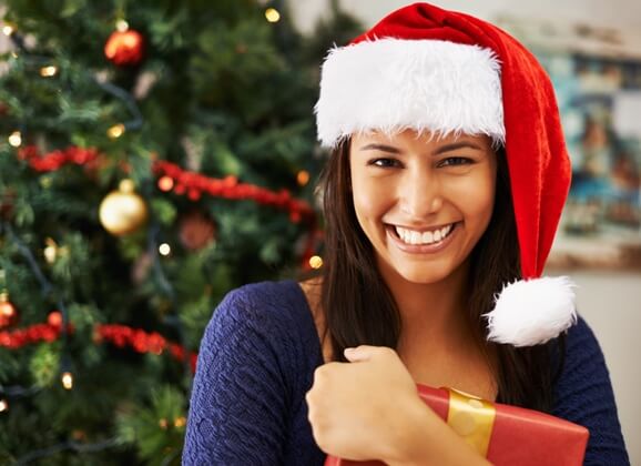 Get Teeth Cleaning in Montreal for a Brighter, More Confident Christmas Smile